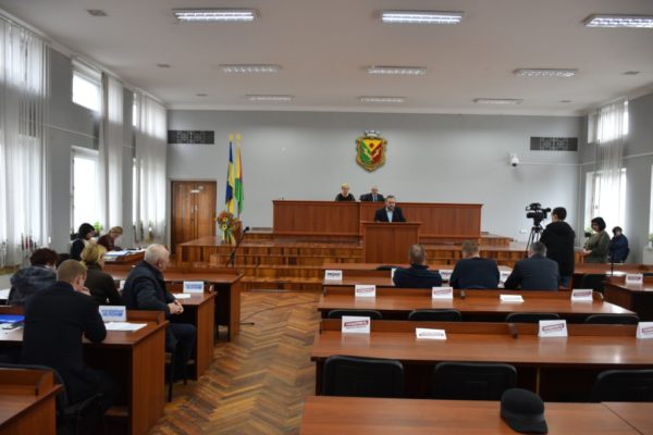 Суд приостановил четыре решения Александрийского городского совета