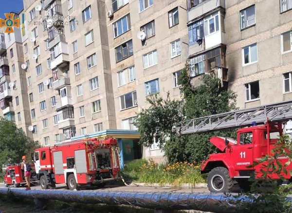 В Александрии в девятиэтажке горел балкон, в Приютовке – постройка в частном секторе (ФОТО)
