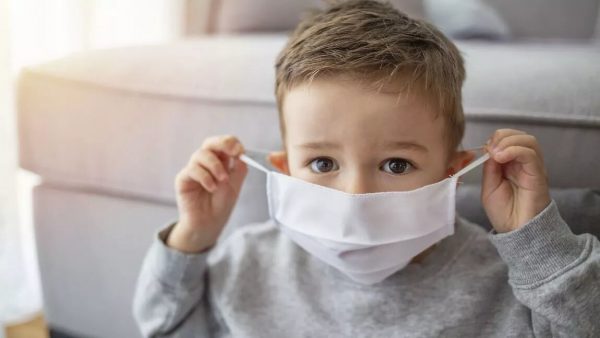 В Александрии 16 детей болеют коронавирусом и у 20 детей - пневмония
